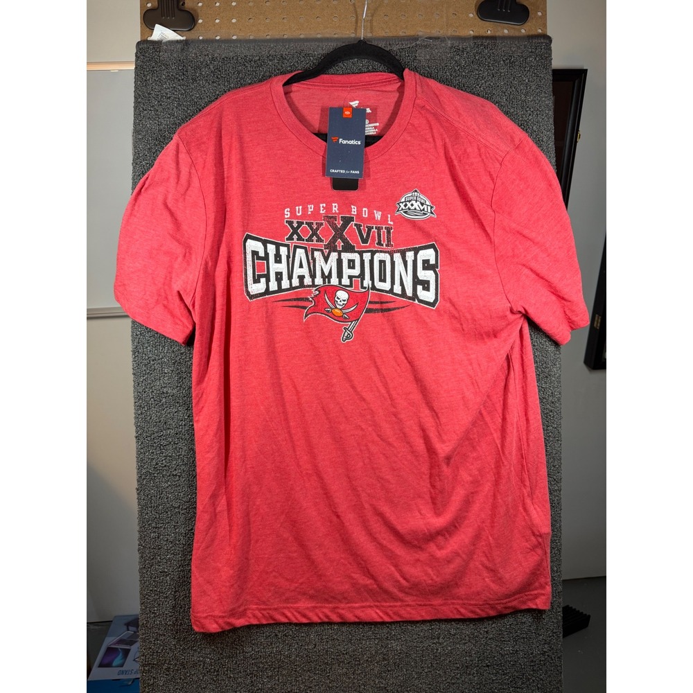 Fanatics T-Shirt Mens XL Red Tampa Bay Buccaneers Super Bowl XXXVII Champions